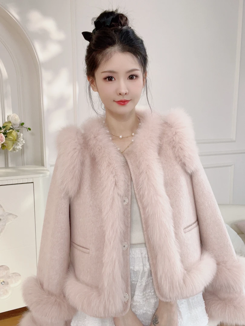 爱路菲 狐狸毛小香风 双面呢 气质轻奢短款B1284B50562