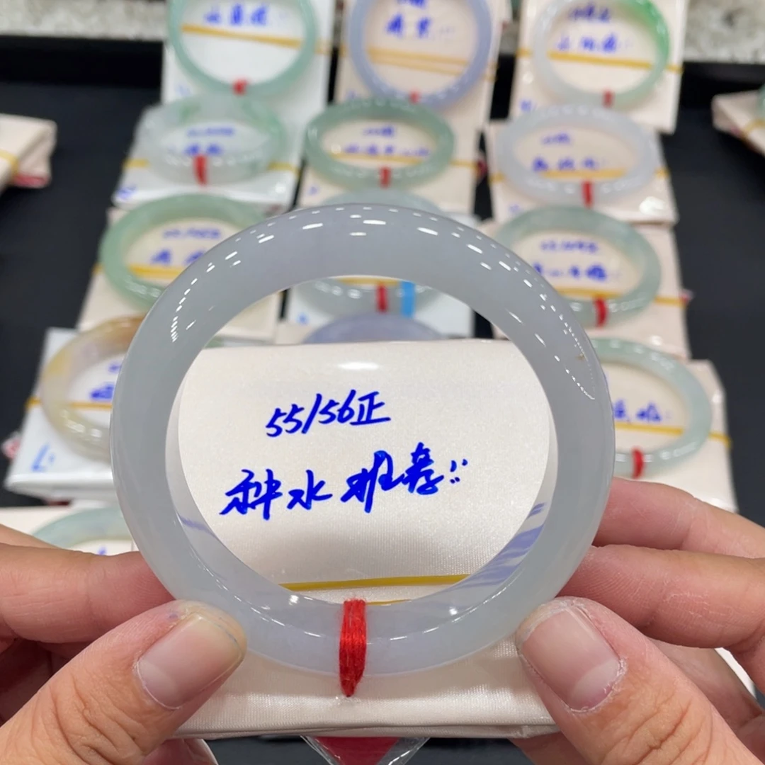 未镶嵌手镯翡翠缅甸翡翠天然翡翠