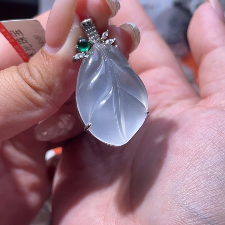 石英质玉银S925镶嵌颈饰