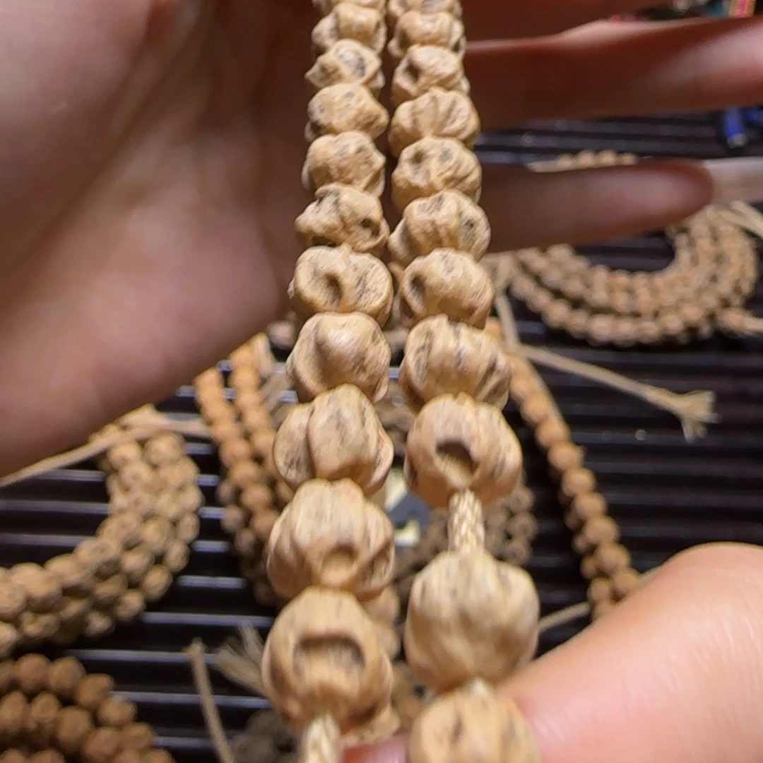 T***d吊坠柏香籽/百香籽