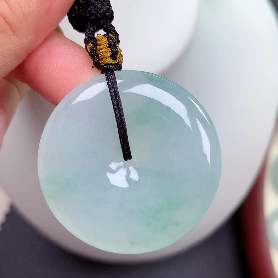 翡翠未镶嵌颈饰平安扣 34.5x5.6mm