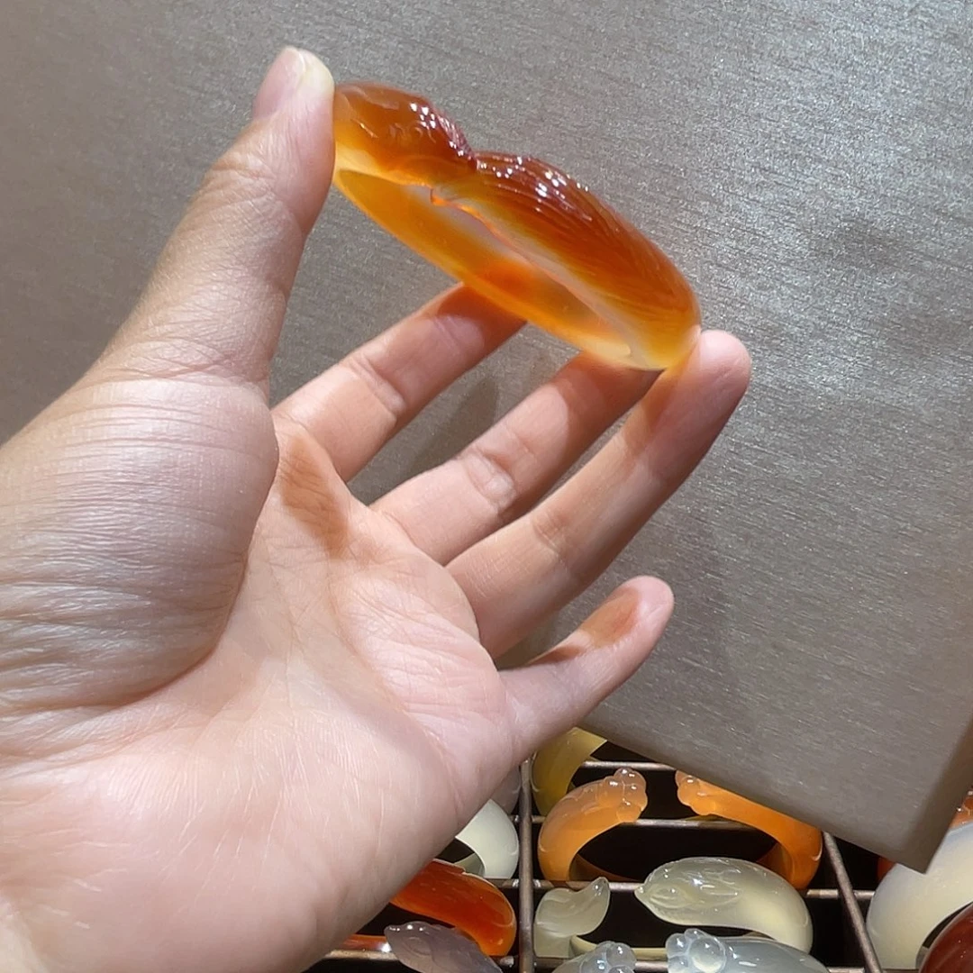 玛瑙/玉髓未镶嵌手镯