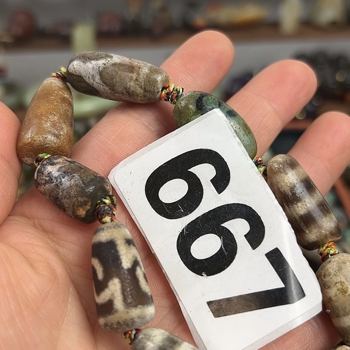 玛瑙/玉髓颈饰合金想*松