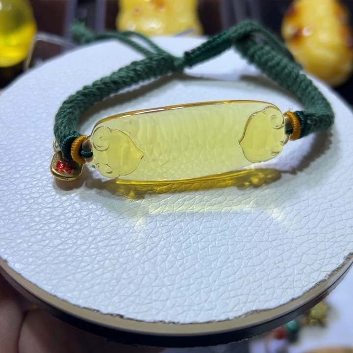 琥珀未镶嵌颈饰琥珀手串