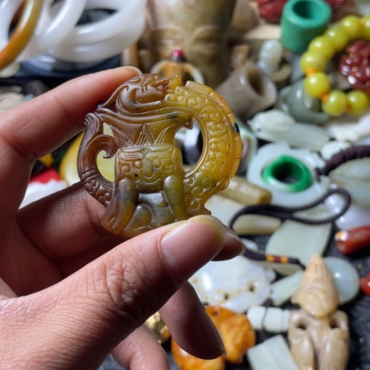 和田玉未镶嵌吊坠(不含链)