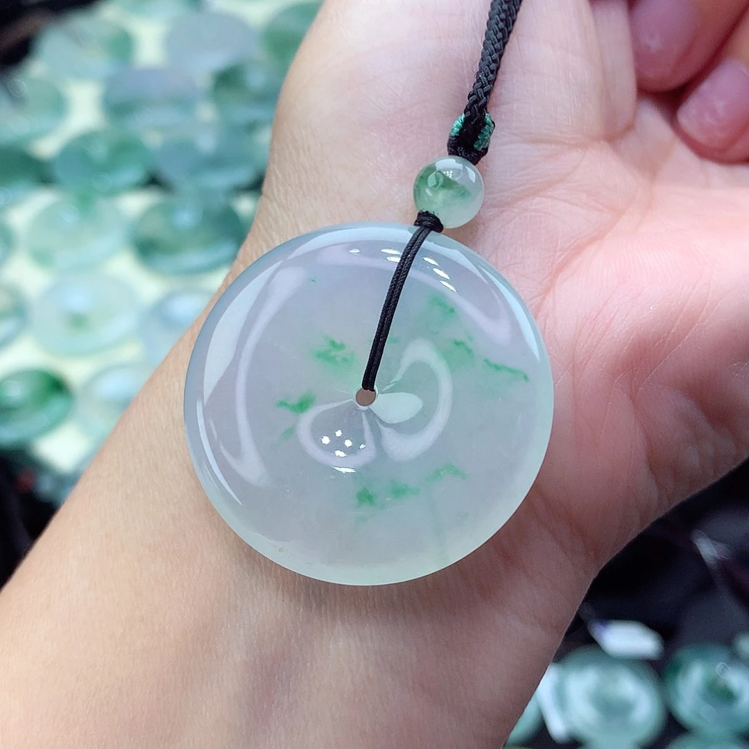 翡翠颈饰未镶嵌90翡翠33.7/6.1