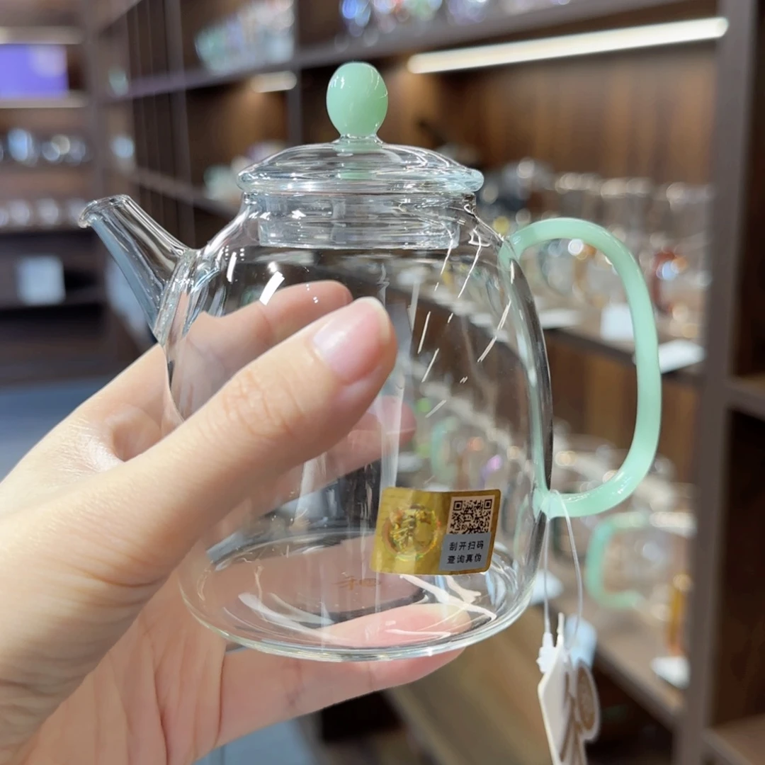 禾器宴臣壶浅玉色。。。。