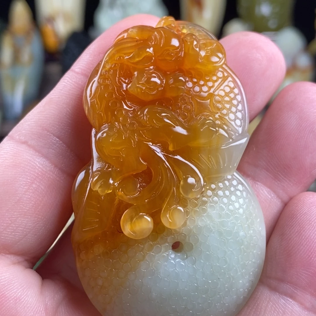 未镶嵌岫玉手把件