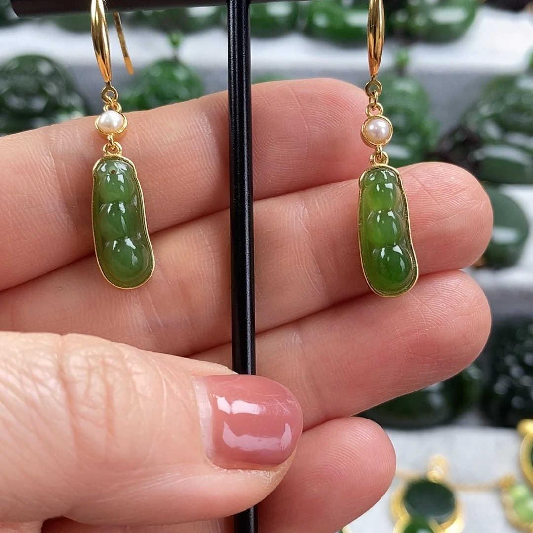 和田玉（碧玉）未镶嵌颈饰