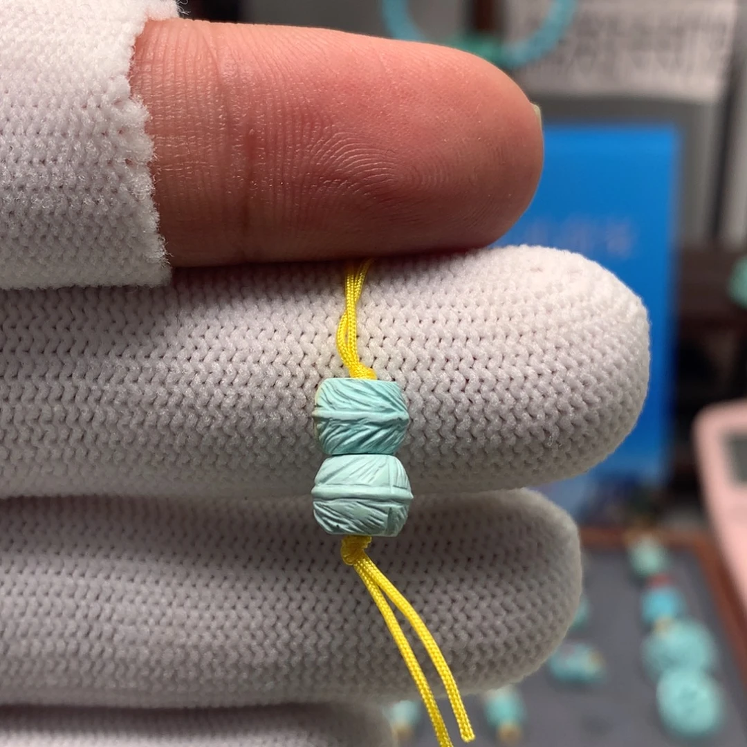 绿松石未镶嵌挂件