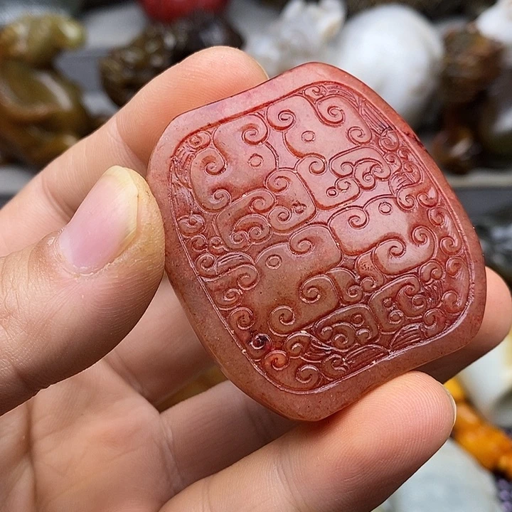 未镶嵌蛇纹石玉颈饰