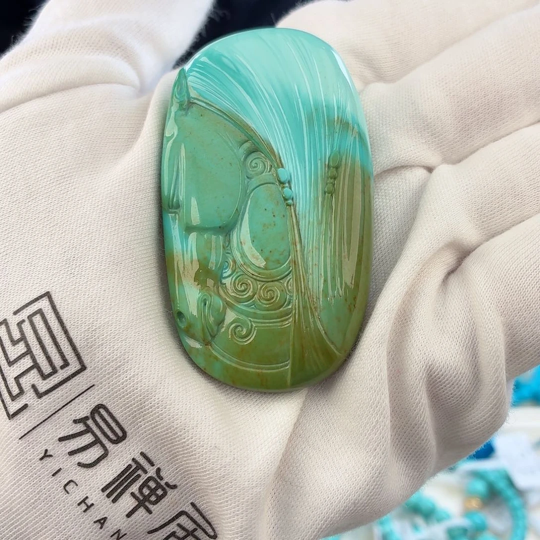 ****宁绿松石未镶嵌松石