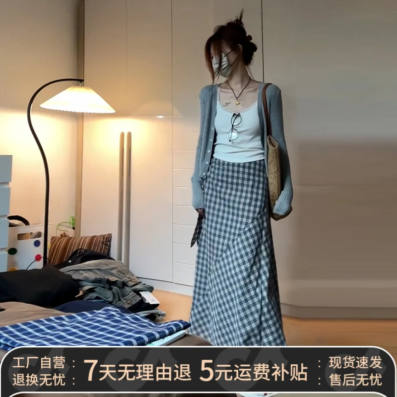 柯闵慵懒高级感灰色针织毛衣春秋女2025新款格子半身裙减龄搭配一