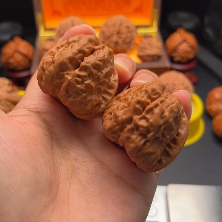 *****核桃手把件核桃40蛤蟆头