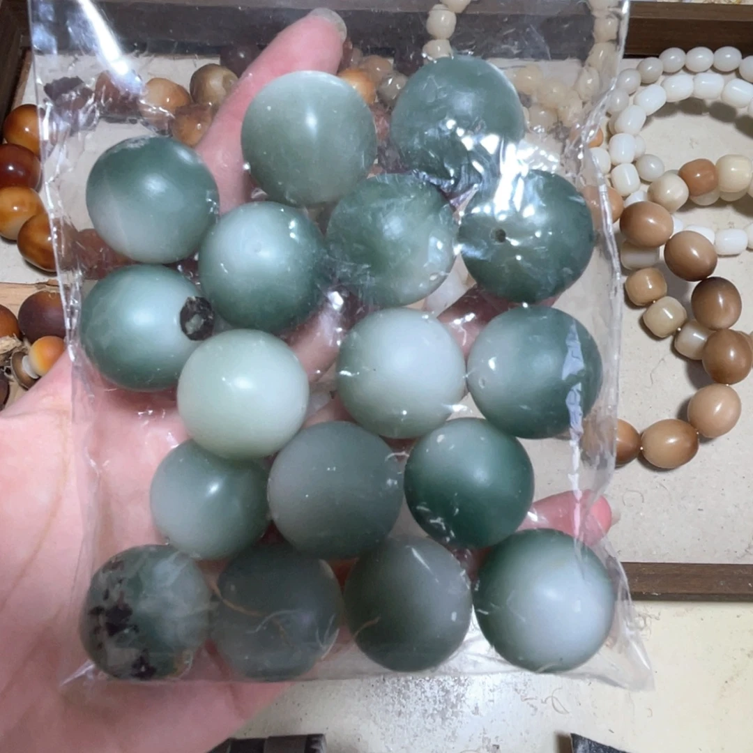 吊坠菩提根/象牙果卡20阴皮绿圆珠手持