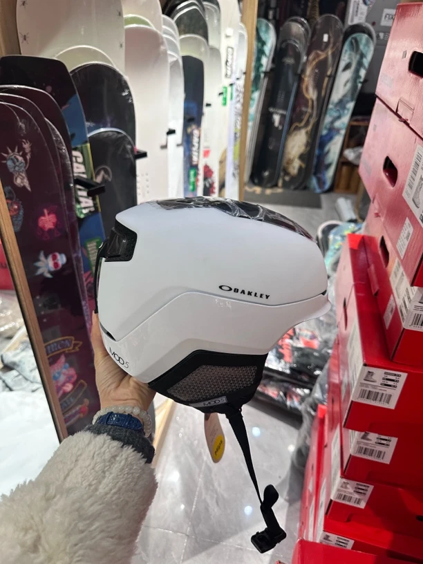 滑雪头盔 男女款 5