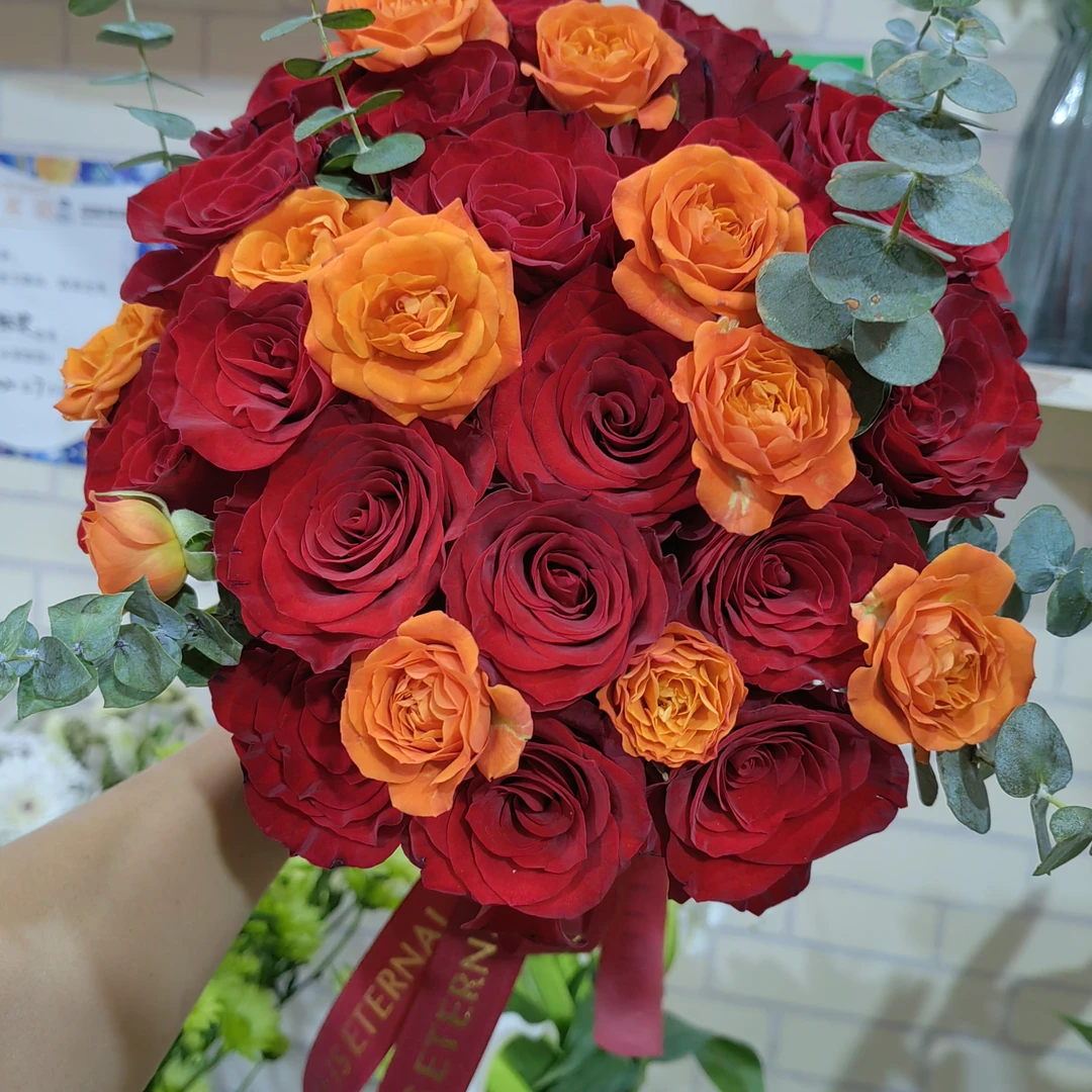 【新娘捧花】19支高原红玫瑰加橙芭比捧花