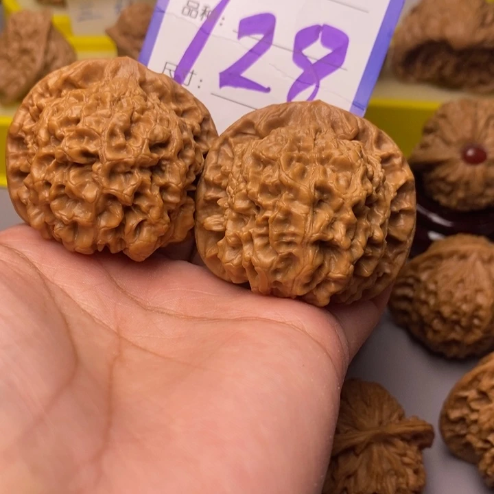 文玩核桃把件128号官帽