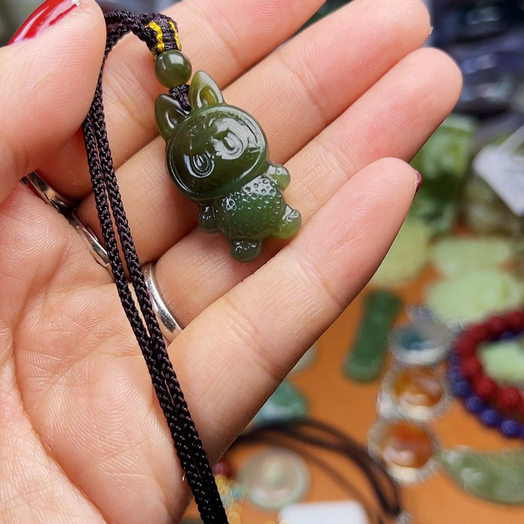 颈饰未镶嵌和田玉