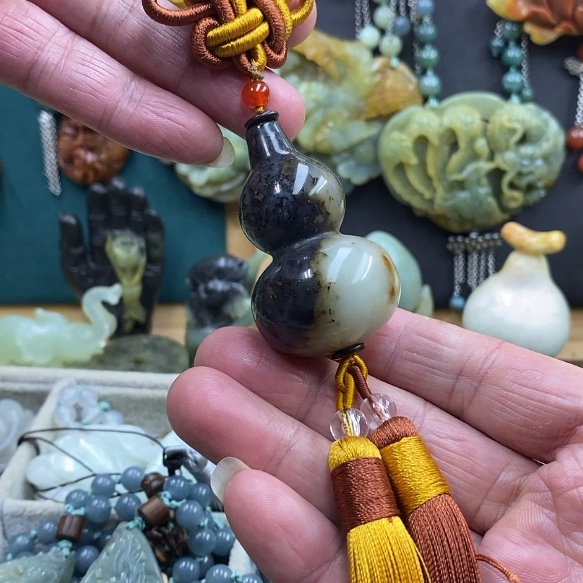 【闪购商品】未镶嵌岫玉车挂