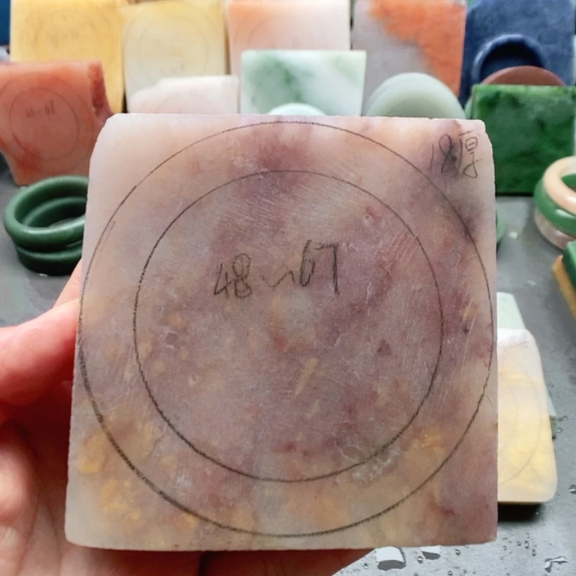 【闪购商品】未镶嵌手镯石英质玉（金丝玉）定制