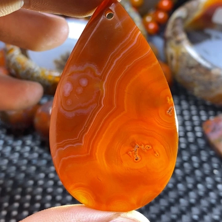 玛瑙/玉髓颈饰未镶嵌