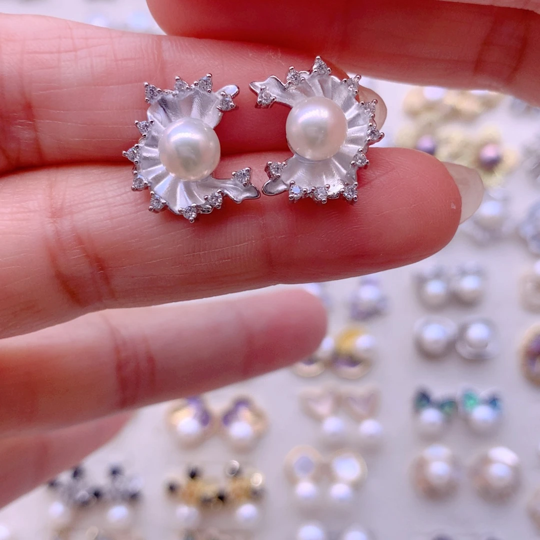 淡水珍珠合金耳饰