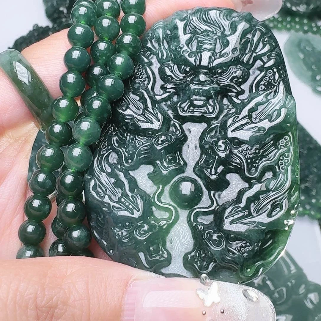 翡翠未镶嵌颈饰111