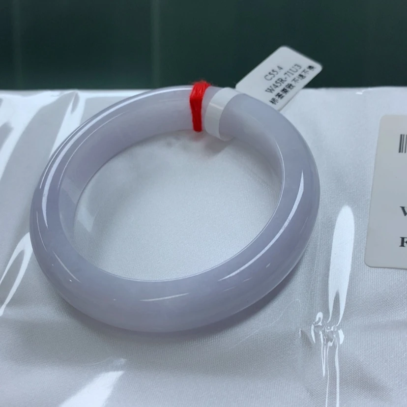【闪购商品】翡翠手镯未镶嵌5556圈