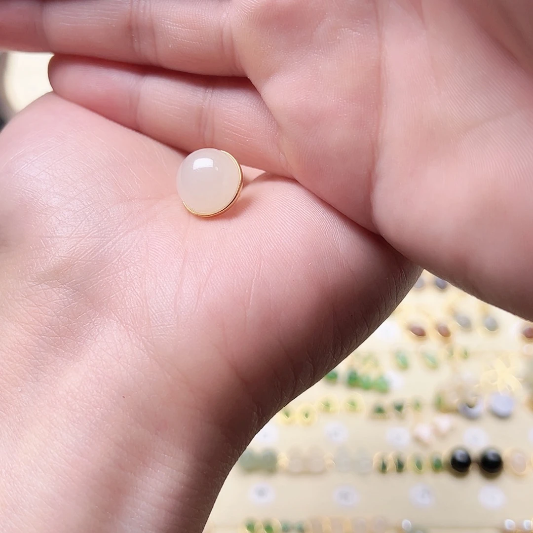 和田玉银S925镶嵌耳饰