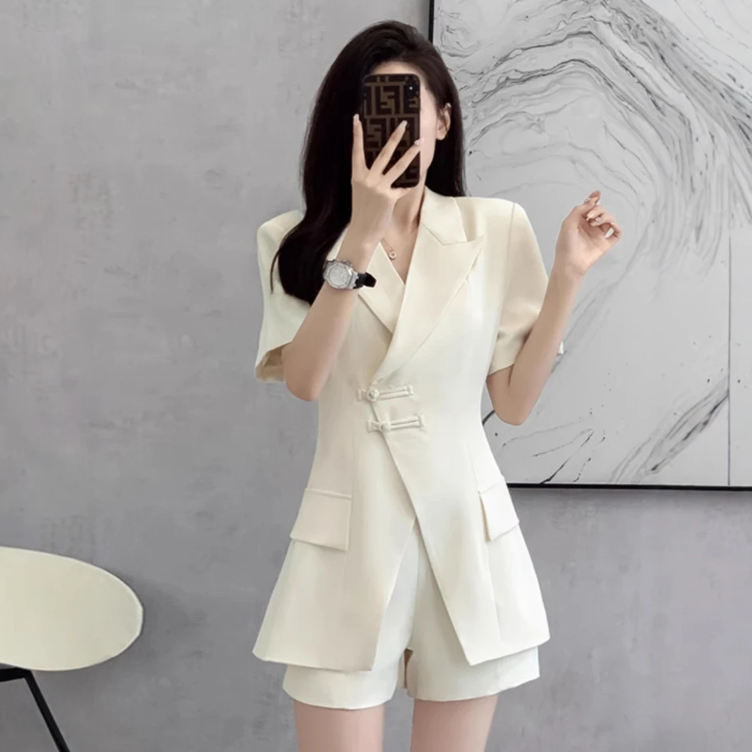 大码时尚小个子高级感西装套装女夏装胖mm遮肚藏肉短袖短裤两件套