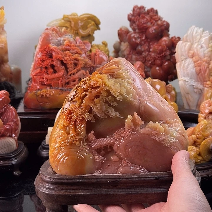 田黄石富春山居图