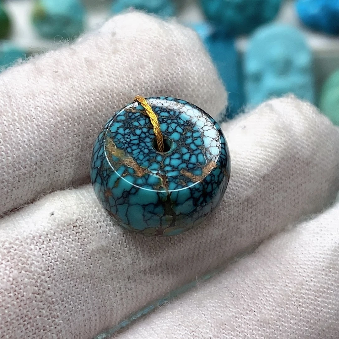 绿松石未镶嵌天然原矿 地大质检16.2mm