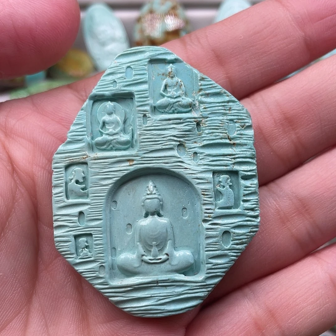 未镶嵌绿松石颈饰