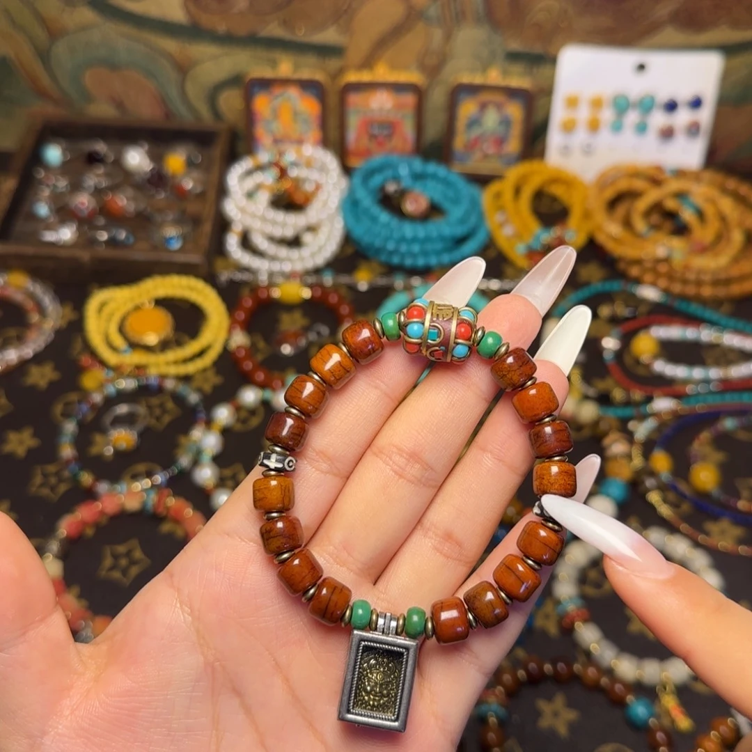 白玉菩提吊坠好看