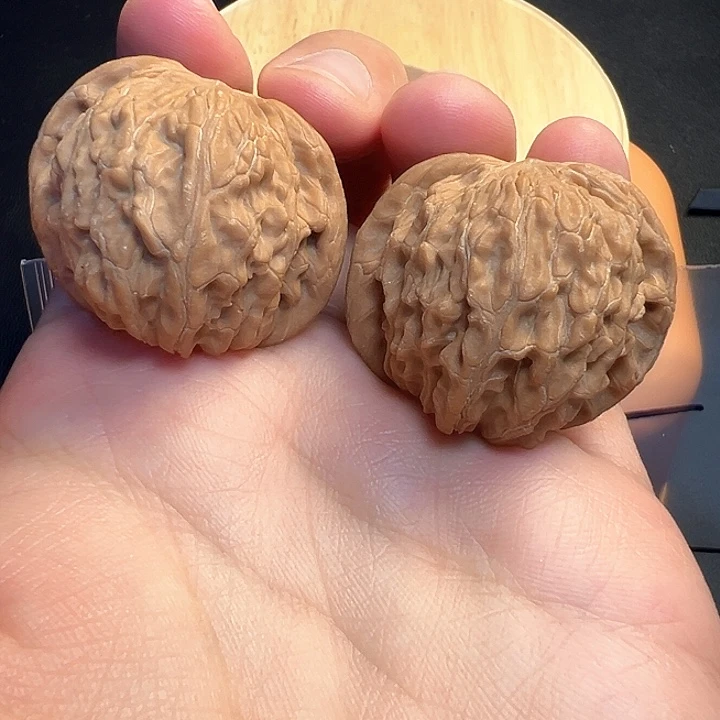 核桃磨盘狮子头核桃