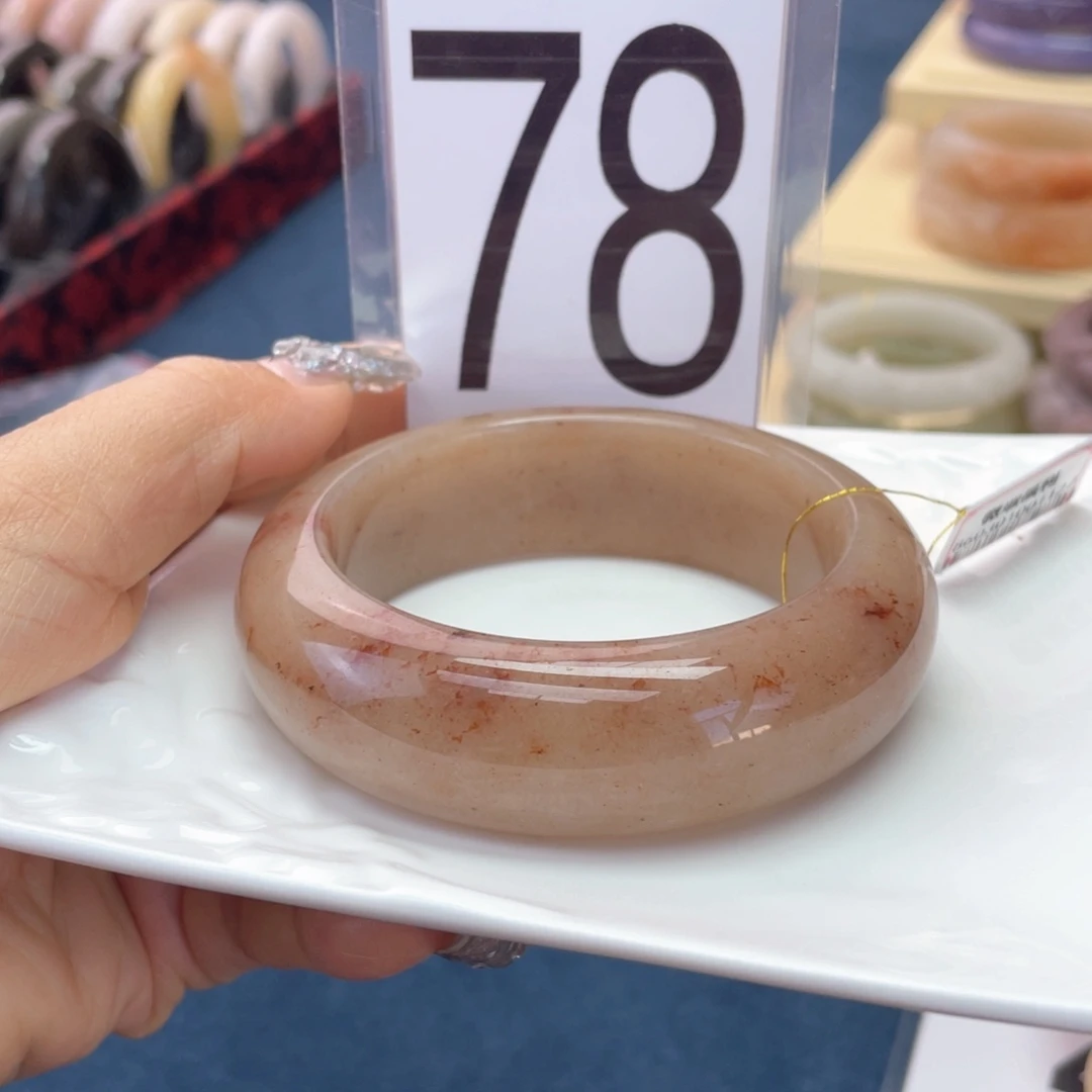 石英质玉未镶嵌手镯