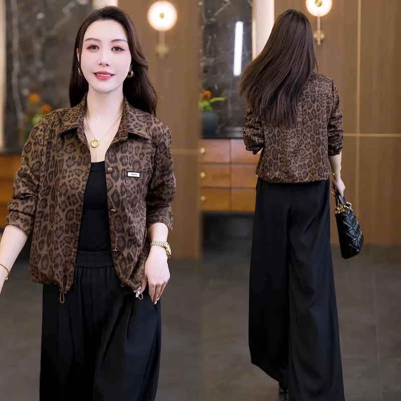 秋装女款2025新款印花复古长袖秋季百搭短款显瘦短外套豹纹上衣女