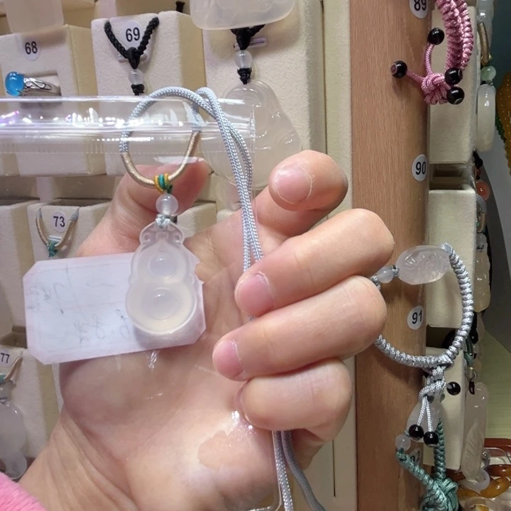 玛瑙/玉髓颈饰未镶嵌未****3