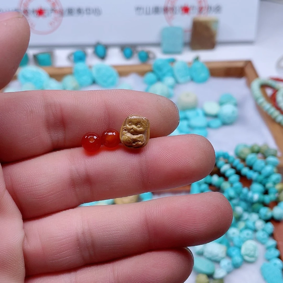 南红玛瑙颈饰未镶嵌343