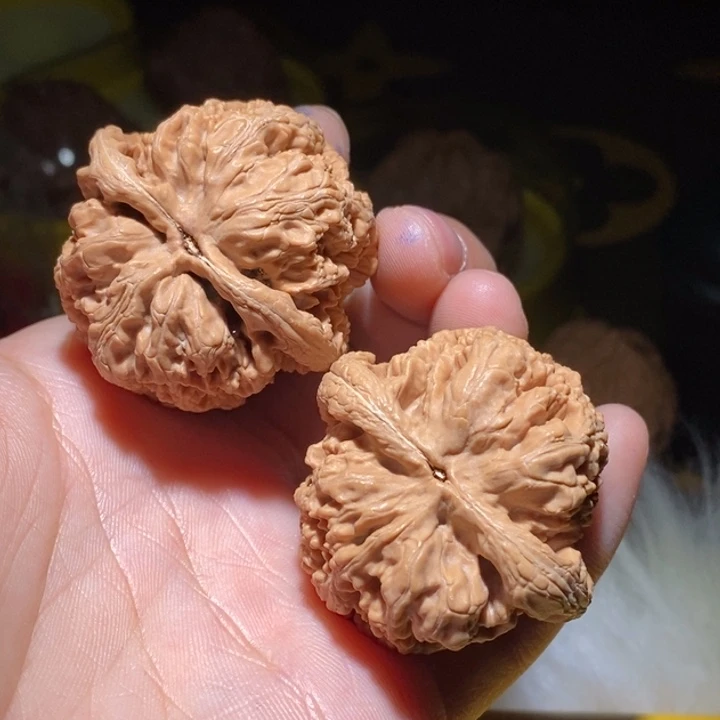 爱****文玩核桃吊坠精品课程建设和课程体系