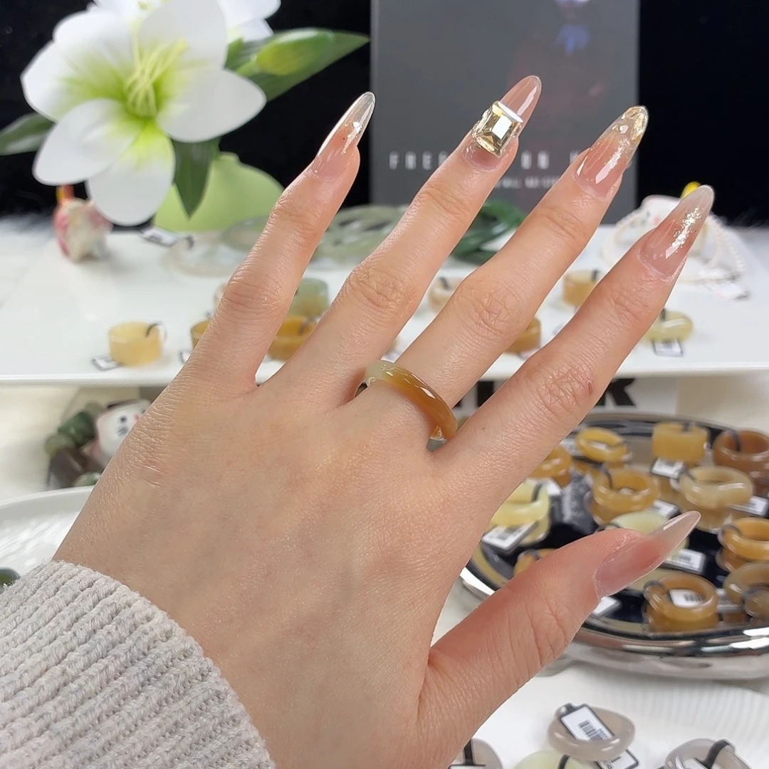 和田玉未镶嵌戒指j11一口糖细条16.7