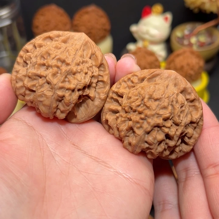 章***烧核桃50麒麟纹官帽