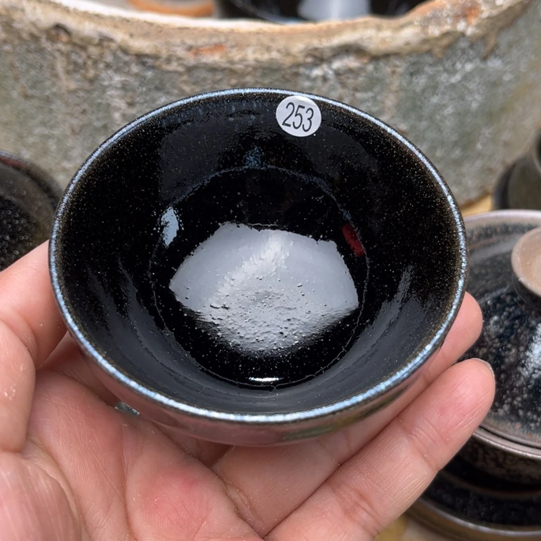 茶盏义兴龙窑坚持真柴烧