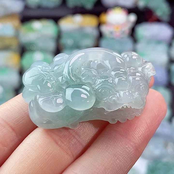 颈饰未镶嵌翡翠天然