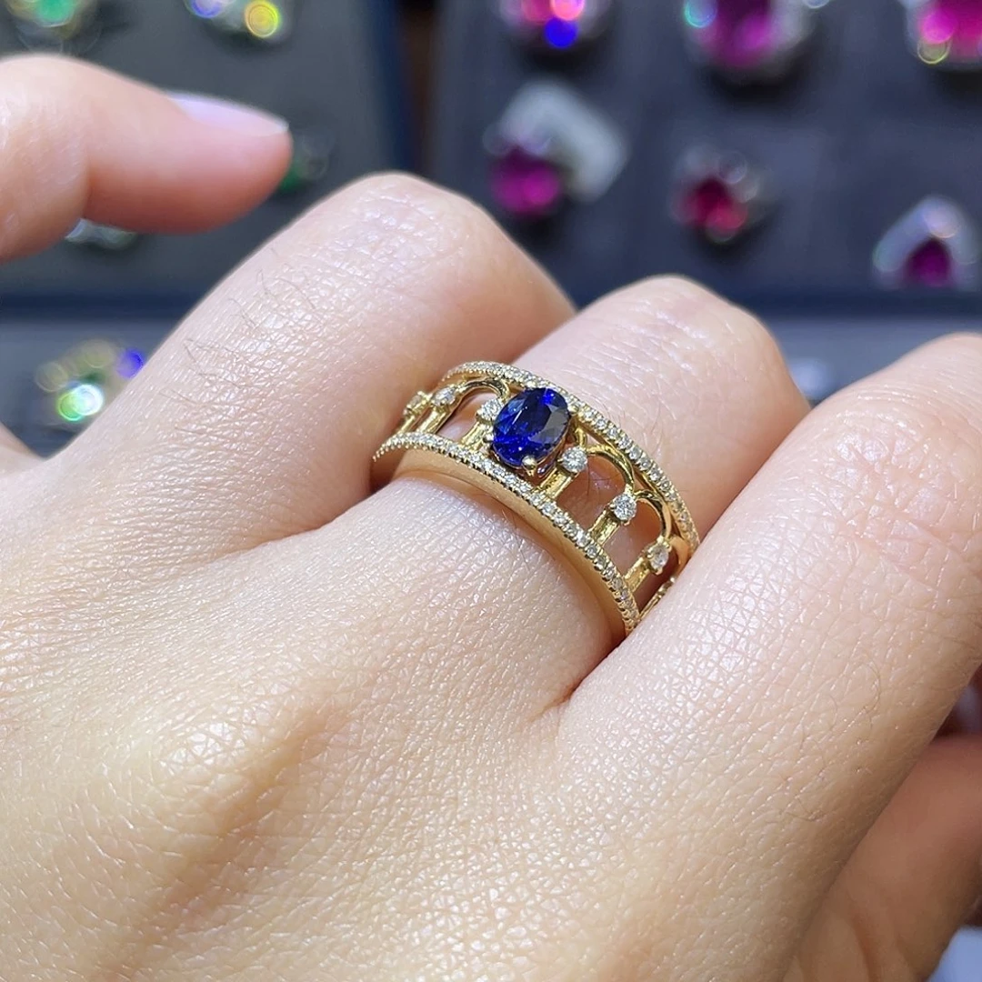 蓝宝石戒指18K金镶嵌0.56ct