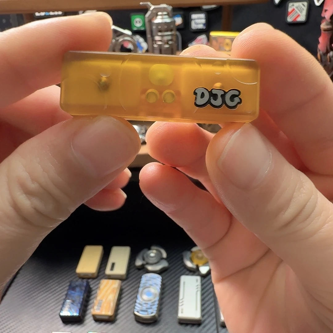 忒***忒pom材质黄色跳动一个静态