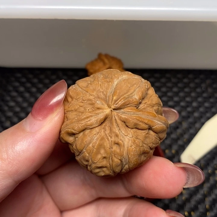 ****人文玩核桃吊坠文玩核桃异形单只