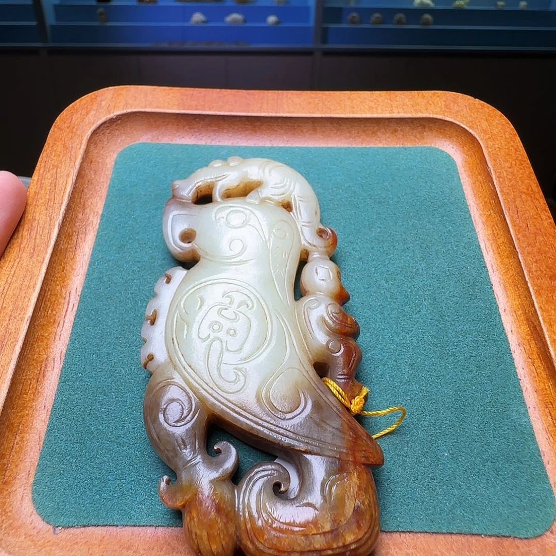 用***4和田玉未镶嵌挂件