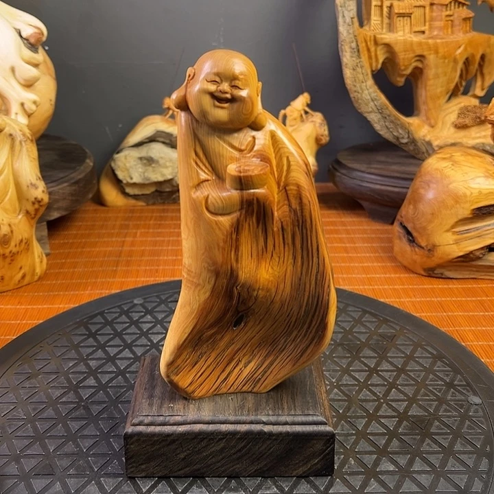 柏木（崖柏）弥勒摆件